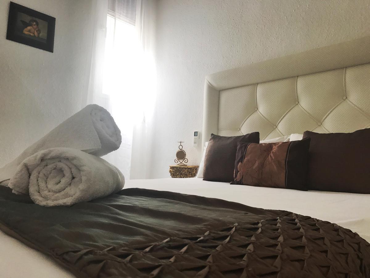Bromham Apartment Sevilla Bagian luar foto